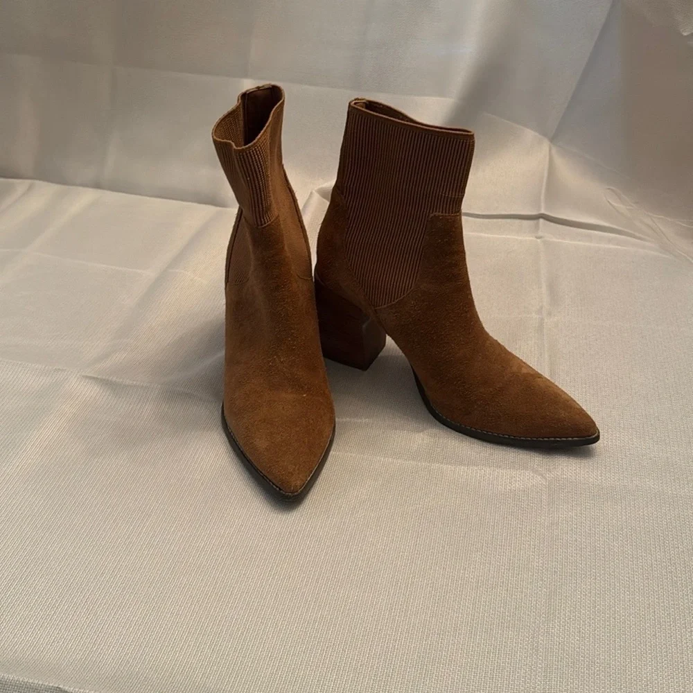 Steve Madden Tan Heeled Boots - Picture 1 of 3